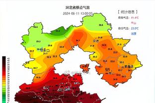 ?笑得真开心！杜兰特与马尔卡宁赛后马上拥抱致意